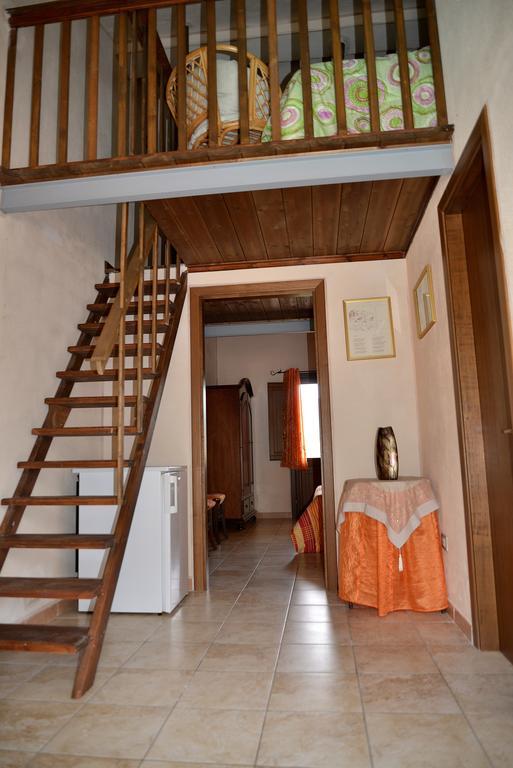 Hotel Valle Del Cedrino 2*