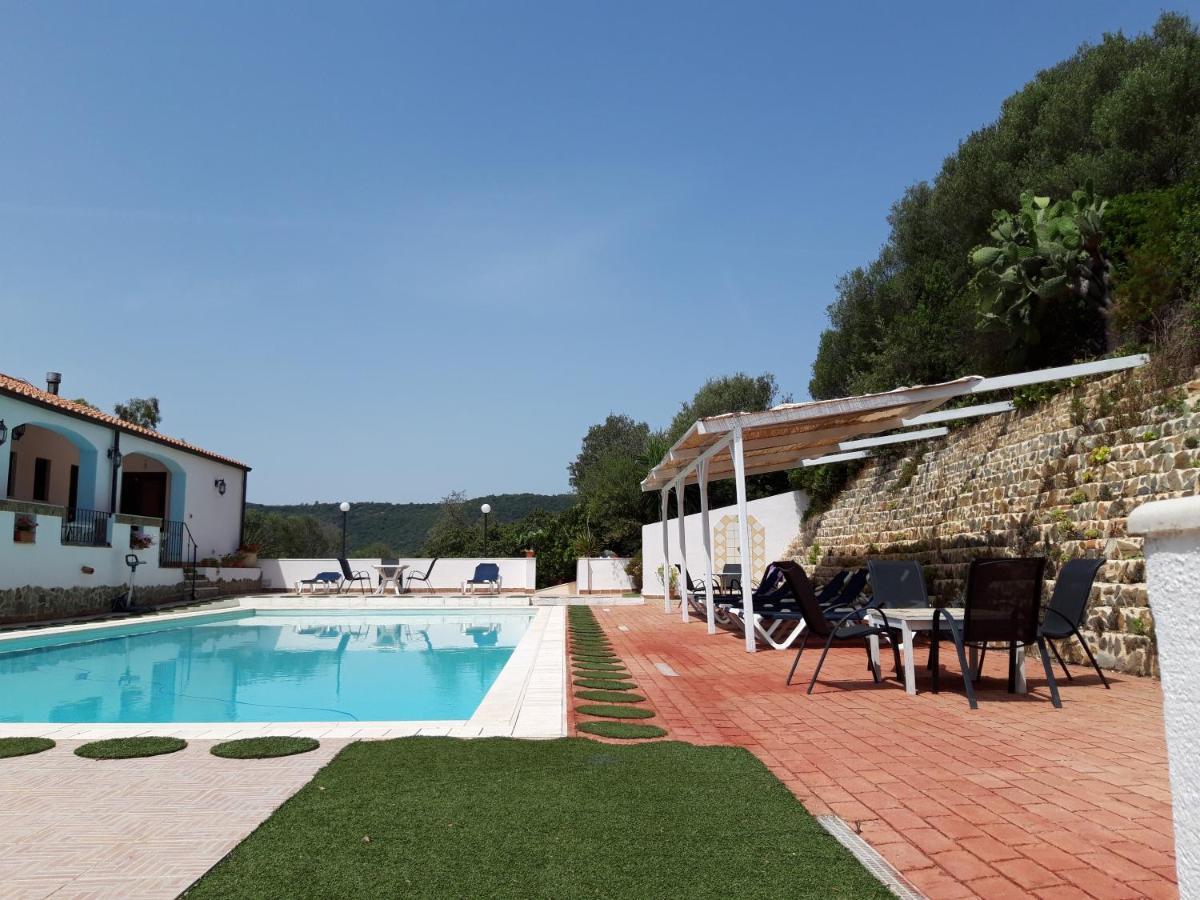 Valle Del Cedrino Hotel